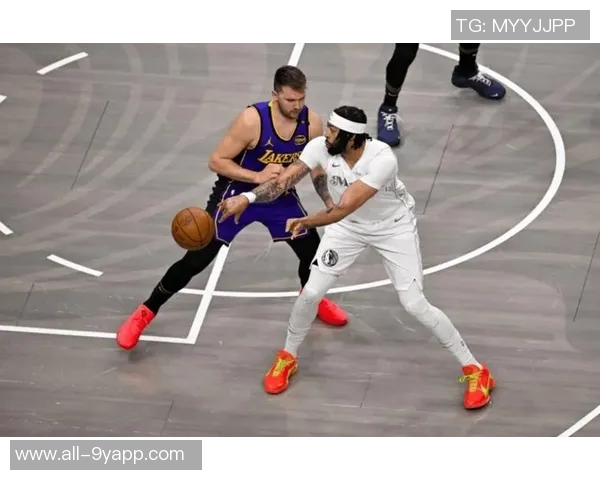 西部垫底战绩惨淡名记质疑哈里森的教练位置是否稳固