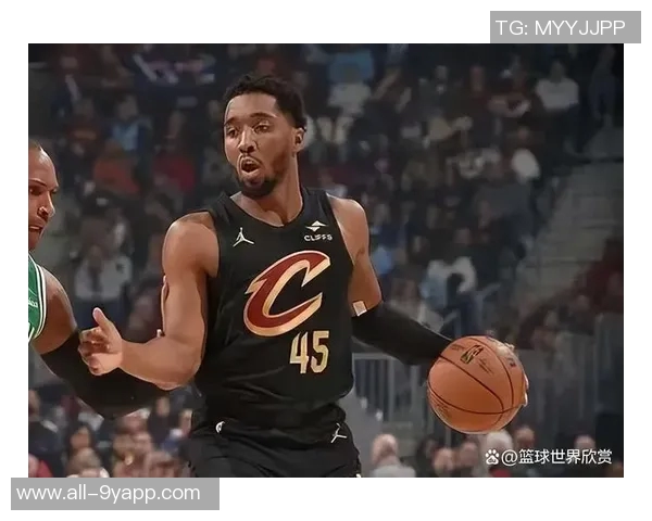 双枪状态低迷米切尔与加兰合力35投仅中14次贡献44分10助攻