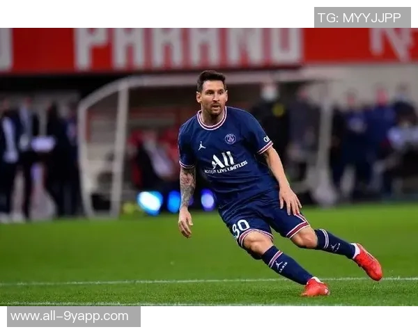 森林队内部探讨退租津琴科道格拉斯路易斯未来同样充满不确定性