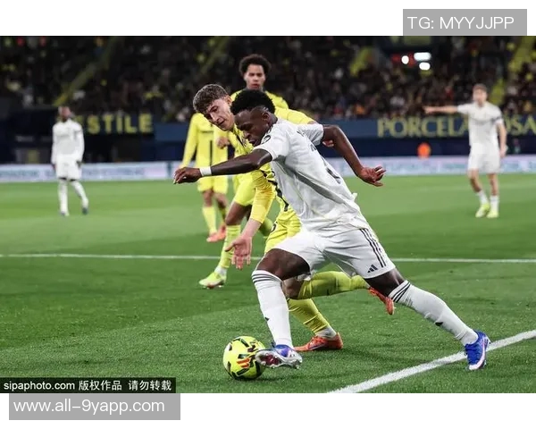 黄潜主帅称赞姆巴佩进球难度极高因场上几乎没有空间可供发挥 黄潜主帅称赞姆巴佩进球难度极高因场上几乎没有空间可供发挥