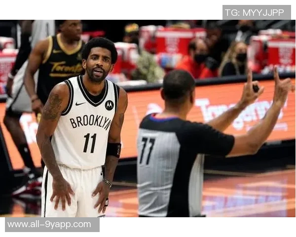 墨菲半场表现平平仅得9分3板5助三分球命中率低迷影响球队效率 墨菲半场表现平平仅得9分3板5助三分球命中率低迷影响球队效率